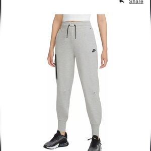 Nike Womens Sportwear Tech Fleece Sweatpants